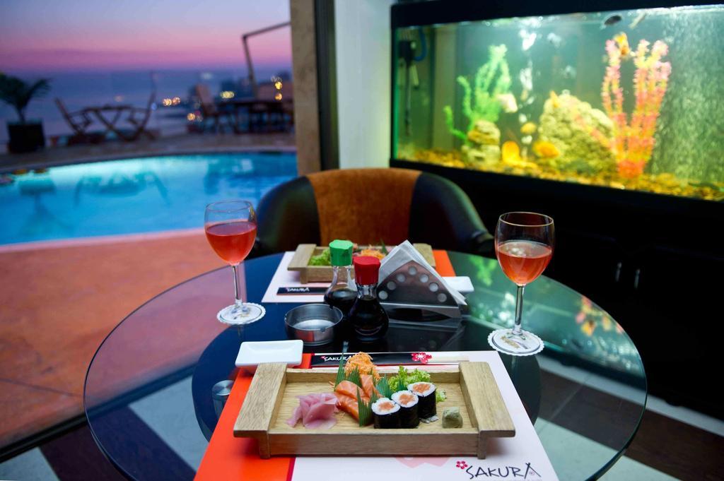 Hollywood Inn Boutique Hotel Jounieh Exterior foto